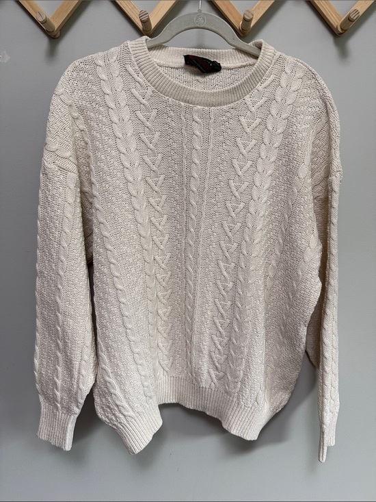 Northern Reflections Sweaters - Vintage Northern Reflections Cream Cable-Knit Crewneck Sweater